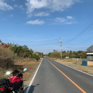 太平洋沿いのシーサイド道路にて