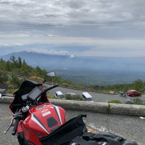 富士宮口五合目からの伊豆半島と駿河湾の絶景with CBR650R