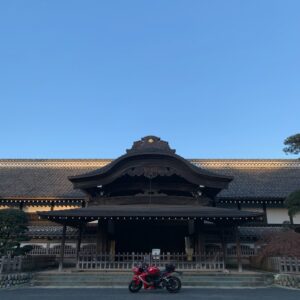 川越城・本丸御殿にてwith CBR650R