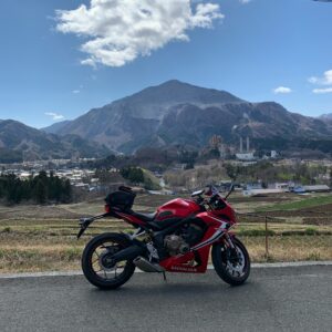 秩父・寺坂棚田の向こうの武甲山とご対面!with CBR650R