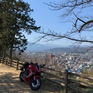 羊山公園「見晴らしの丘」で秩父の街を見下ろすwith CBR650R