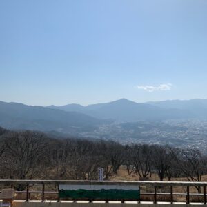 秩父・美の山公園、入口展望台からの眺望