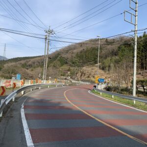 東秩父の山間部に入っていくr172