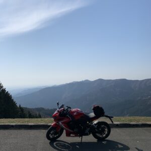 白石峠から堂平天文台へ向かう途中で出会った爽快風景with CBR650R