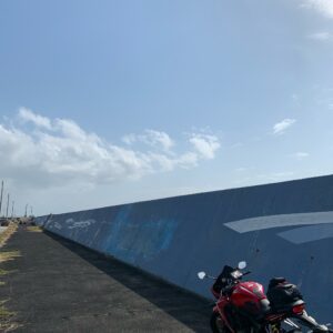 房総半島・外房のいいおかみなと公園にてwith CBR650R②