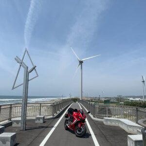 菊川河口に架かる潮騒橋 with CBR650R②