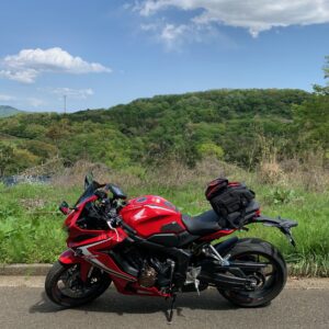畑の展望台へ登っていく途中の風景with CBR650R