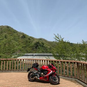 上野ダムとCBR650R