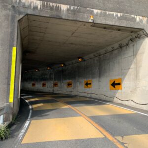 大崩海岸 石部海上橋 駐車場直前のr416風景