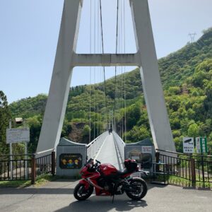 上野スカイブリッジとCBR650R