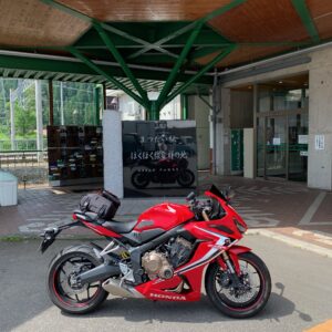 道の駅まつだい ふるさと会館にてwith CBR650R