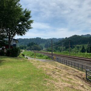 道の駅まつだい ふるさと会館に接続するまつだい駅付近の穏やかな風景にて