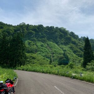 新潟から関田峠へのr93ロード風景③