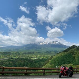 R361九蔵峠からの御嶽山の壮観な眺めwith CBR650R③