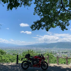 山梨県笛吹市の八代ふるさと公園のパノラマ展望with CBR650R②