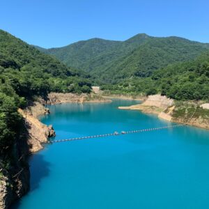 四万川ダムから奥四万湖の眺め②
