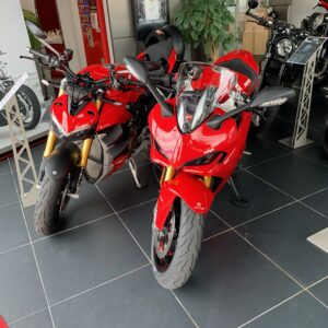Ducati Saitamaさん店内に飾られていたSupersport950