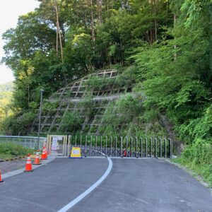 八ッ場ダム右岸展望台が営業時間外で入れず・・・