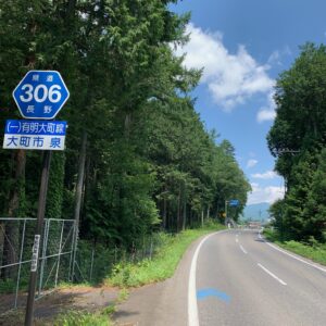 北アルプスの麓を南北に走る山麓線にてwith CBR650R⑤