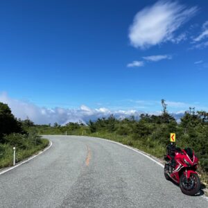 蔵王エコーラインの至福のスカイライン風景①