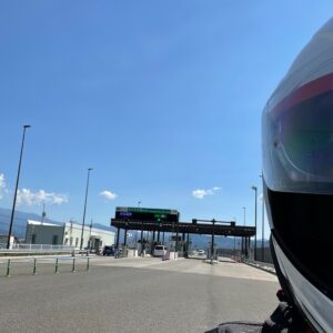 東北中央自動車道・米沢ICの料金所