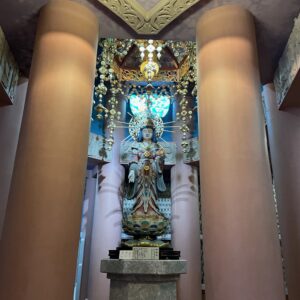 救世大観音内部の仏像たち②