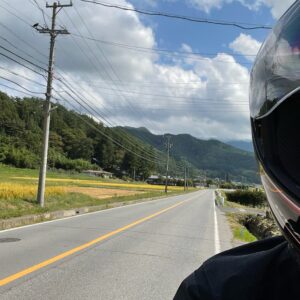 長野真田線/r35の上田市側ののびやかなロード風景
