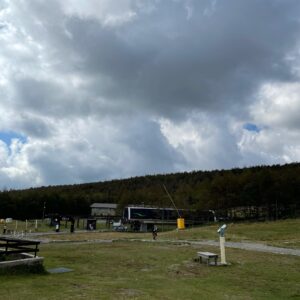 サンメドウズ清里スキー場のゲレンデのリフト乗り場