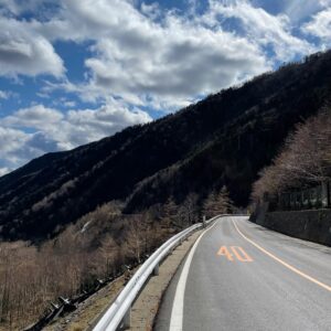 金精峠から日光方面を眺める