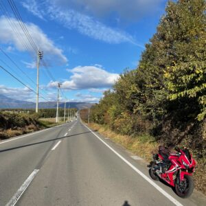 利根沼田望郷ラインの伸びやかに続くロード風景にてwith CBR650R④