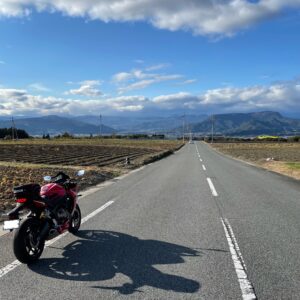 利根沼田望郷ラインの伸びやかに続くロード風景にてwith CBR650R③