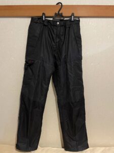 ワークマンの透湿防水防寒パンツ