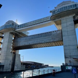 沼津港水門びゅうおにてwith CBR650R