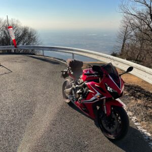 視界が抜けた林道北茨城稜線の風景with CBR650R