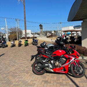 那珂湊漁港の駐輪場にてwith CBR650R