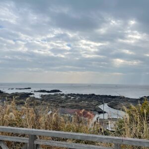 城ヶ島灯台から相模湾を臨む