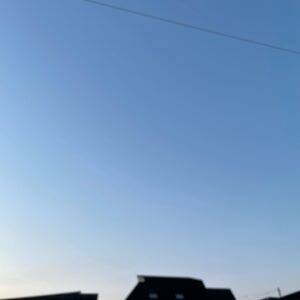 ツーリング出発前の澄み渡る朝空