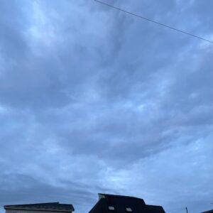 ツーリング出発前の埼玉自宅近くの朝空