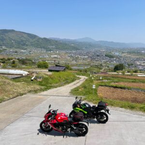 千曲市の姨捨の棚田にてwith CBR650R&ninja650