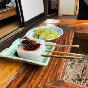 大内宿のこめやさんのみそ田楽とずんだもち
