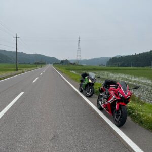 羽鳥湖に向かう2車線快走路r37にてwith CBR650R&ninja650②