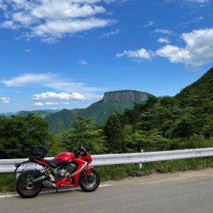 r44から眺めた荒船山の風景with CBR650R③