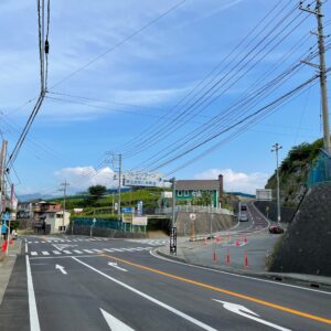 勝沼ICおりてすぐのフルーツラインの入口にて