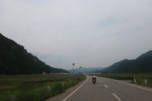 R252通行止めの帰り道の陽が落ちる前のR289のロード風景にて