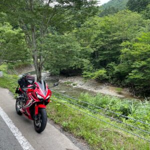 緑あふれるせせらぎ街道の風景with CBR650R②