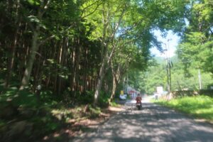 R148から鹿島槍スキー場方面へ走る