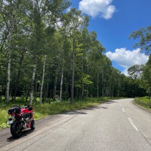 r463飛騨御岳しらかば街道にてwith CBR650R