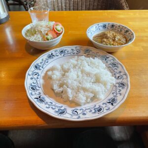 山形県長井市のカレー専門店「ダンガリー」さんのキーマカレー