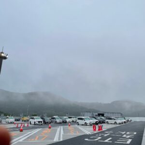 東北道・佐野SAでの怪しい雲行きの空