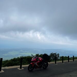 「鳥海山ブルーライン 鉾立登山口駐車場」の絶景with CBR650R②